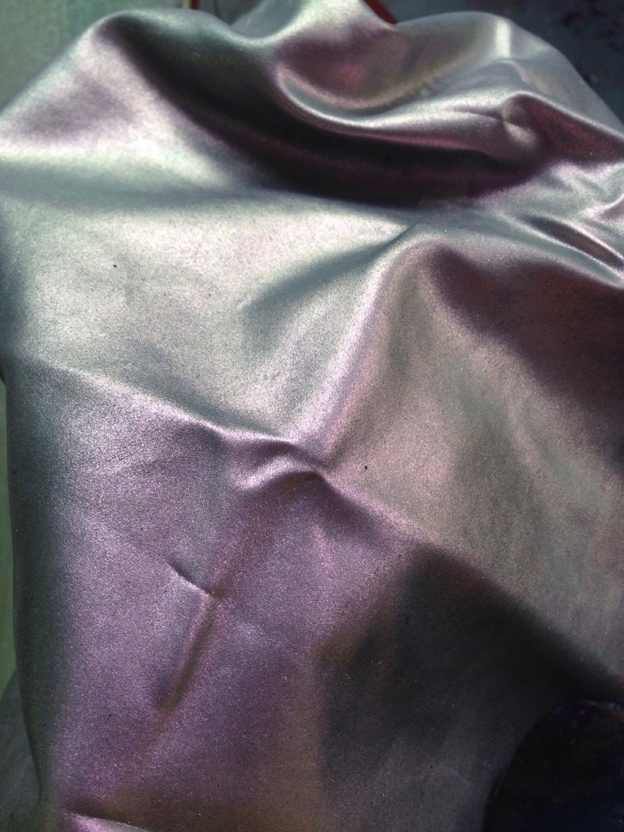 13405423_10154239977727451_1299391726_o Yummy Gummy Latex Green gold red colour change latex