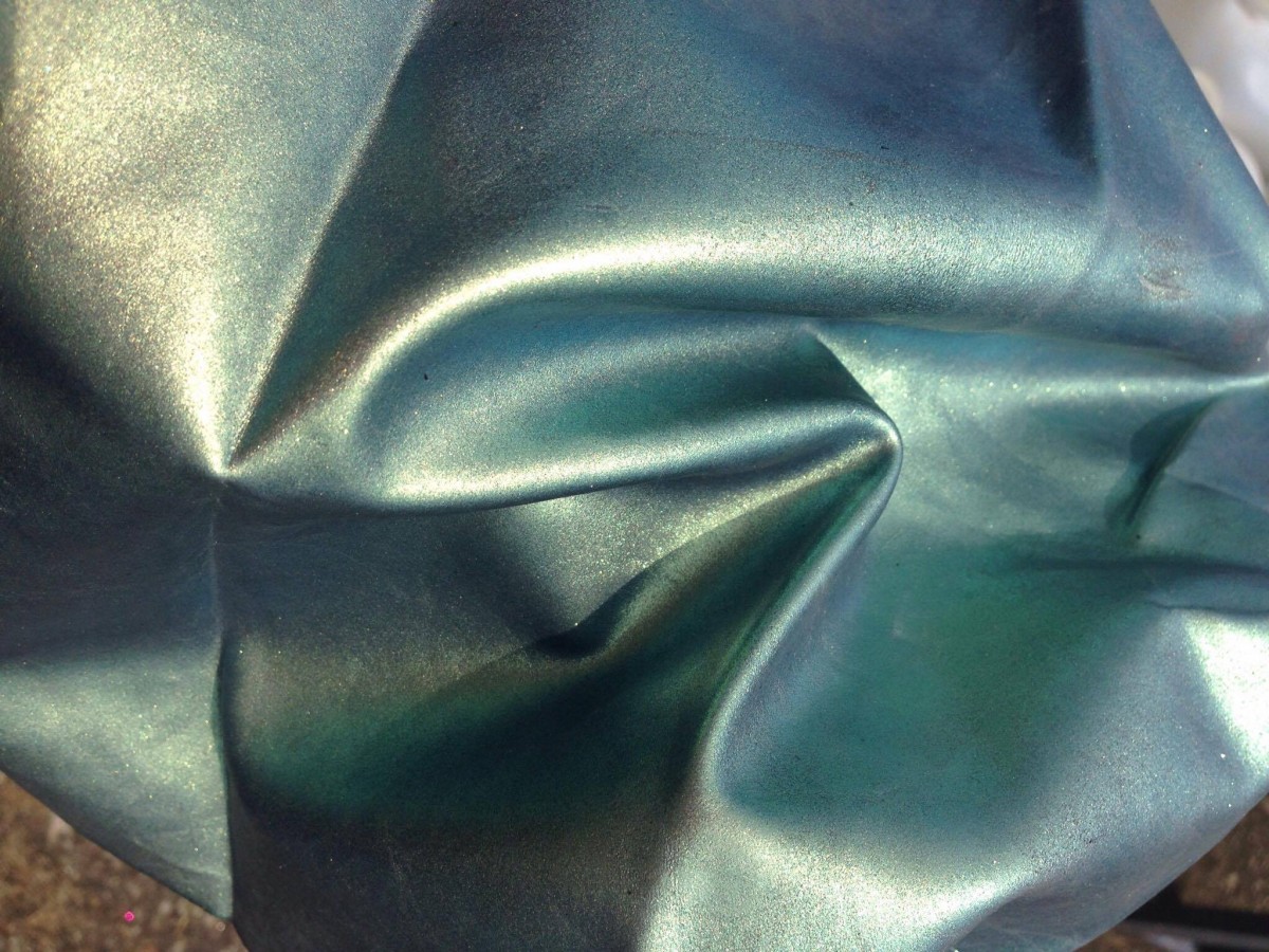 13410898_10154239977027451_1019573368_o-2 Yummy Gummy Latex blue green gold colour change latex