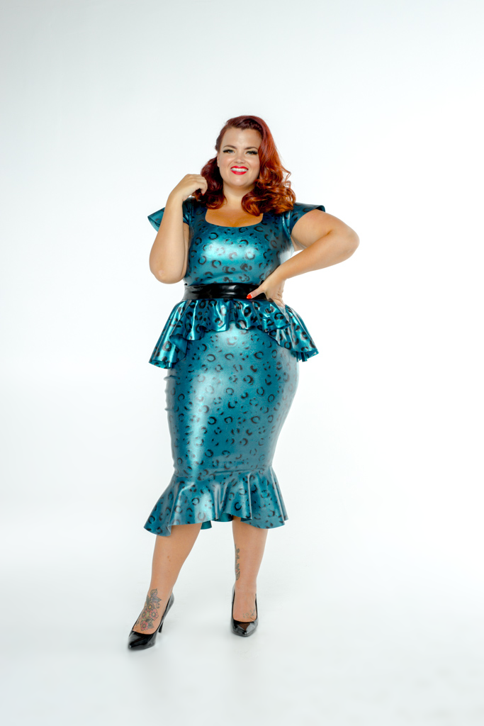 1I0A0207 FFFB x YG Square neck cap sleeve top, long peplum belt and ruffle pencil skirt in teal leopard