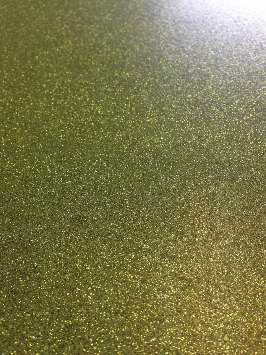 IMG_1985 Yummy Gummy Latex Light Lime Glitter