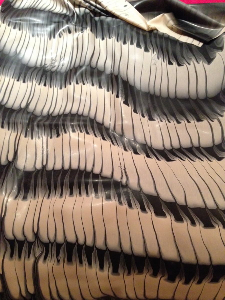 IMG_3160 Black and white striped one directional drag marble