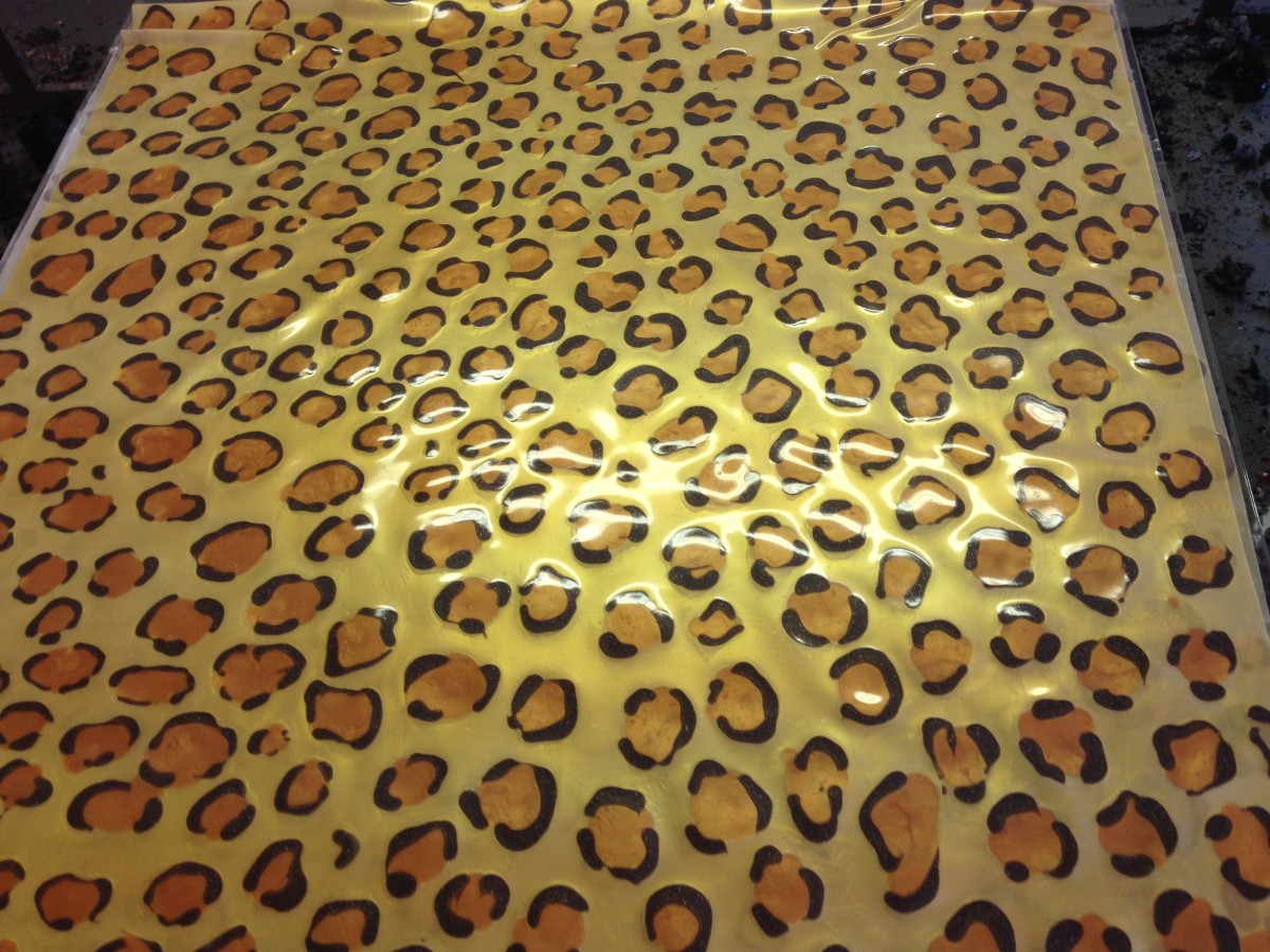 IMG_6014 Gold, bronze and brown glitter leopard latex