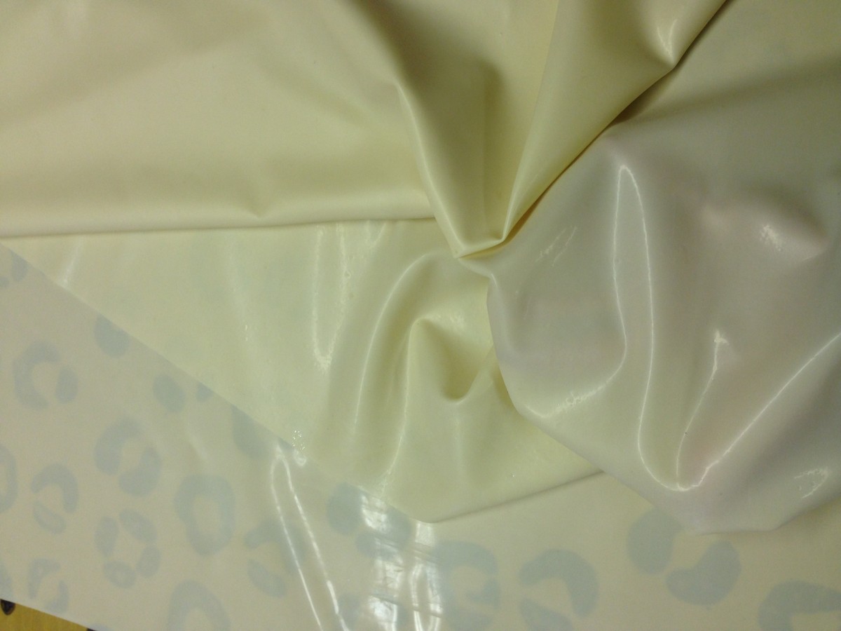 IMG_6488 Yummy Gummy Latex Milky trans white latex