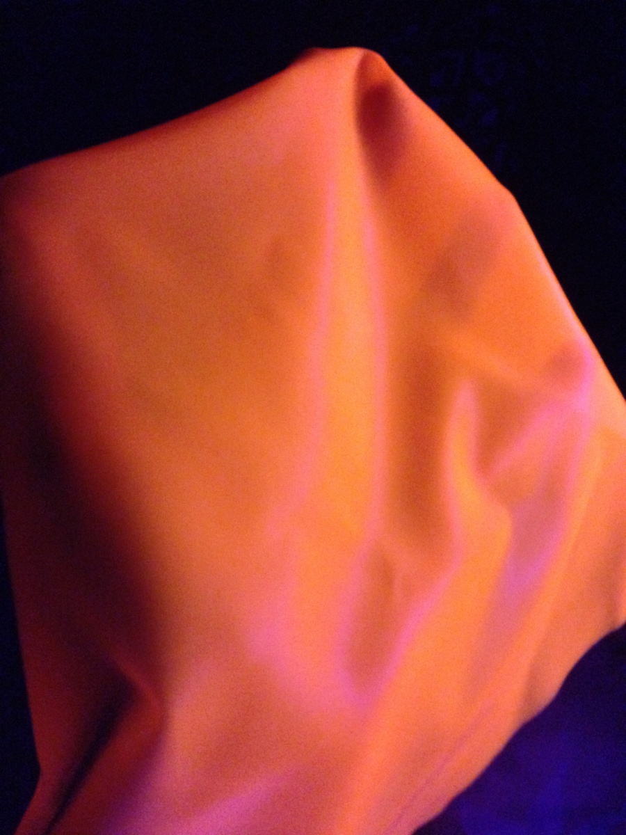 IMG_6895 Yummy Gummy Latex Orange UV Latex